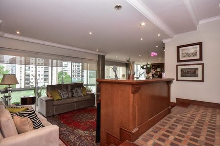 Sala de apartamento para alugar com 3 quartos, 296m² em Jardim Fonte do Morumbi, São Paulo