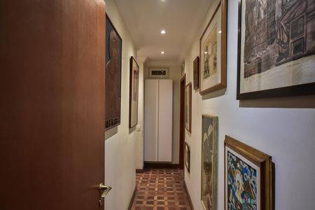 Apartamento para alugar com 296m², 3 quartos e 4 vagasCorredor