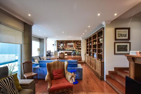 Apartamento para alugar com 296m², 3 quartos e 4 vagasSala