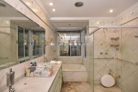 Apartamento para alugar com 296m², 3 quartos e 4 vagasBanheiro Suíte 