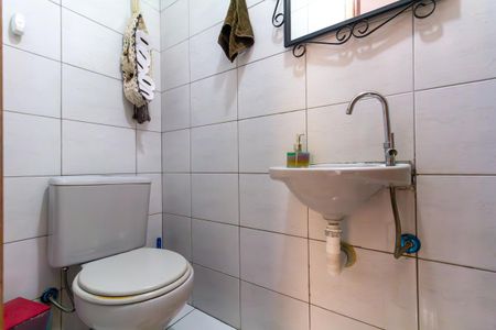 Casa à venda com 69m², 2 quartos e 2 vagas Casa à venda com 69m², 2 quartos e 2 vagasLavabo