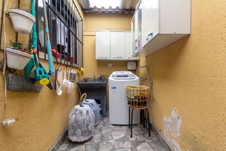 Casa à venda com 69m², 2 quartos e 2 vagas Casa à venda com 69m², 2 quartos e 2 vagasÁrea de Serviço