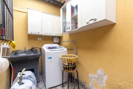 Casa à venda com 69m², 2 quartos e 2 vagas Casa à venda com 69m², 2 quartos e 2 vagasÁrea de Serviço