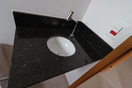 Apartamento para alugar com 54m², 2 quartos e 1 vagaBanheiro Social - Pia