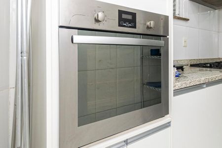 Apartamento à venda com 58m², 3 quartos e sem vaga Apartamento à venda com 58m², 3 quartos e sem vagaCozinha - Forno