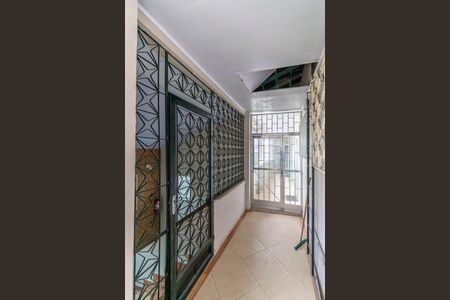 Apartamento à venda com 58m², 3 quartos e sem vaga Apartamento à venda com 58m², 3 quartos e sem vagaÁrea comum - Portão do andar