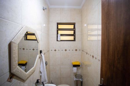 Casa para alugar com 226m², 4 quartos e 2 vagasLavabo