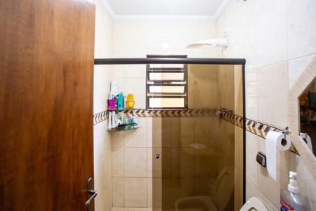 Casa para alugar com 226m², 4 quartos e 2 vagasBanheiro Social