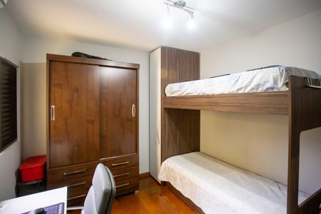 Casa para alugar com 226m², 4 quartos e 2 vagasQuarto 2