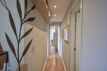 Apartamento à venda com 63m², 2 quartos e 1 vagaCorredor