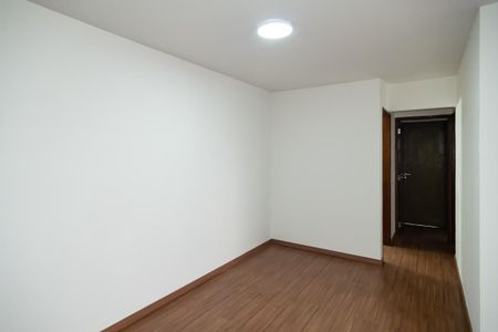Apartamento à venda com 85m², 2 quartos e 1 vaga