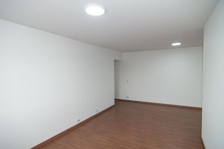 Apartamento à venda com 85m², 2 quartos e 1 vaga
