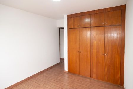 Apartamento à venda com 85m², 2 quartos e 1 vaga