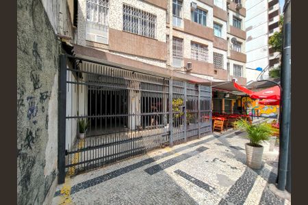 Apartamento à venda com 45m², 1 quarto e sem vagaFachada e portaria