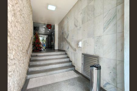 Apartamento à venda com 45m², 1 quarto e sem vagaFachada e portaria