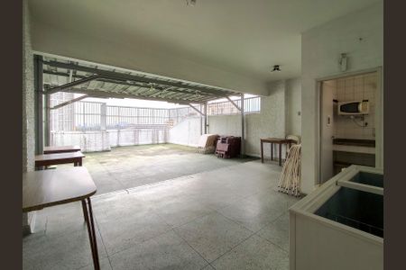 Apartamento à venda com 45m², 1 quarto e sem vagaÁrea comum - Salão de festas