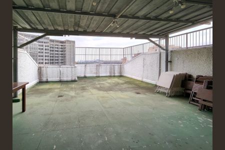 Apartamento à venda com 45m², 1 quarto e sem vagaÁrea comum - Salão de festas