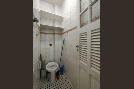 Apartamento à venda com 45m², 1 quarto e sem vagaBanheiro de serviço