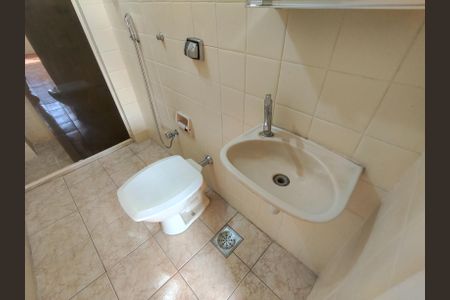 Apartamento à venda com 45m², 1 quarto e sem vagaBanheiro Corredor