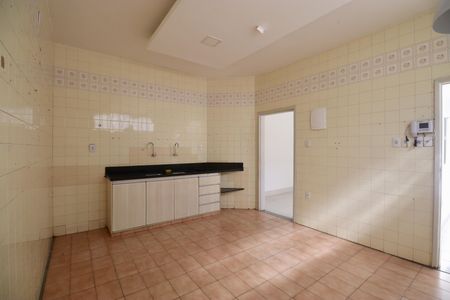 Apartamento para alugar com 218m², 3 quartos e sem vaga Apartamento para alugar com 218m², 3 quartos e sem vagaCozinha