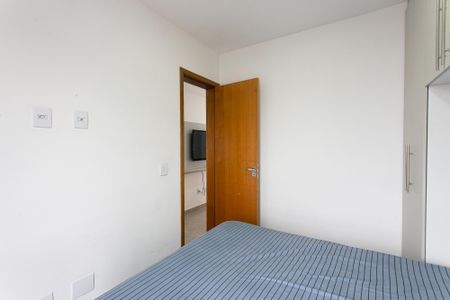 Quarto de apartamento à venda com 1 quarto, 30m² em Vila Esperança, São Paulo