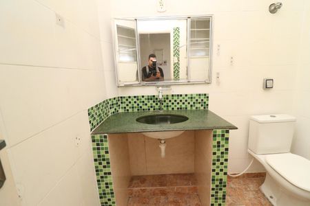 Casa à venda com 180m², 6 quartos e 1 vagaBanheiro Social 1