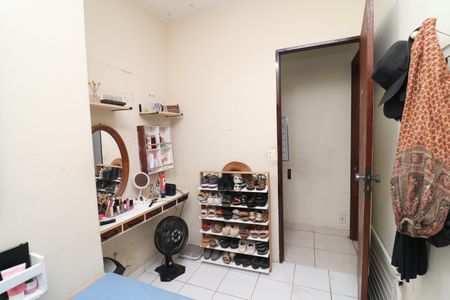 Casa à venda com 180m², 6 quartos e 1 vagaQuarto 5