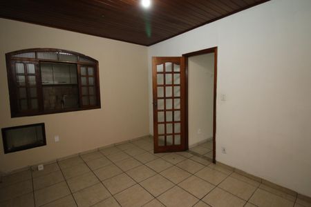 Quarto 2 de casa para alugar com 2 quartos, 70m² em Penha, Rio de Janeiro