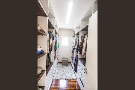 Apartamento à venda com 647m², 3 quartos e 4 vagasCloset