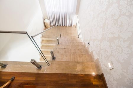 Apartamento à venda com 647m², 3 quartos e 4 vagasEscada