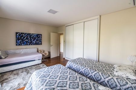 Apartamento à venda com 647m², 3 quartos e 4 vagasSuíte 3