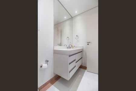 Apartamento à venda com 647m², 3 quartos e 4 vagasBanheiro da Suíte