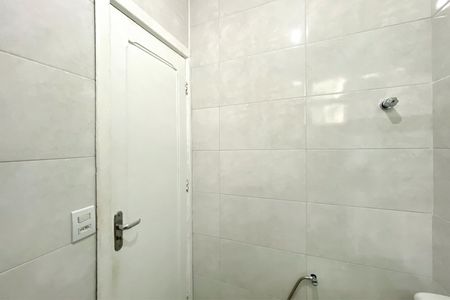 Apartamento à venda com 50m², 1 quarto e sem vaga Apartamento à venda com 50m², 1 quarto e sem vagaBanheiro da Suíte