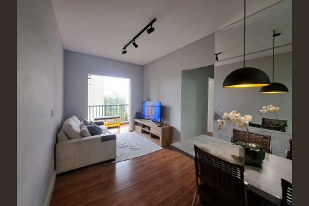 Sala de apartamento à venda com 3 quartos, 65m² em Umuarama, Osasco