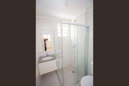 Apartamento à venda com 56m², 2 quartos e 1 vaga Apartamento à venda com 56m², 2 quartos e 1 vagaBanheiro Social
