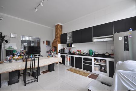 Casa à venda com 180m², 4 quartos e 4 vagasCozinha