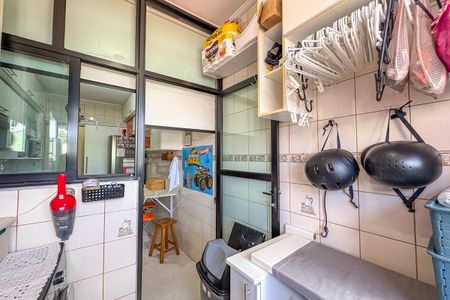 Apartamento à venda com 74m², 2 quartos e 1 vagaÁrea de Serviço