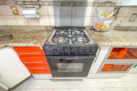 Apartamento à venda com 74m², 2 quartos e 1 vagaCozinha