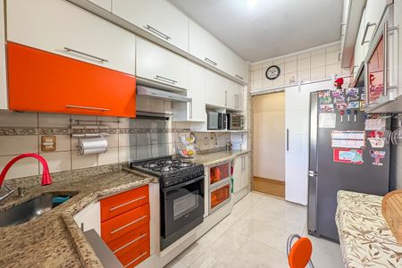 Apartamento à venda com 74m², 2 quartos e 1 vagaCozinha