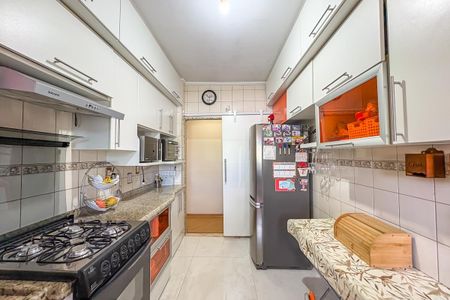 Apartamento à venda com 74m², 2 quartos e 1 vagaCozinha