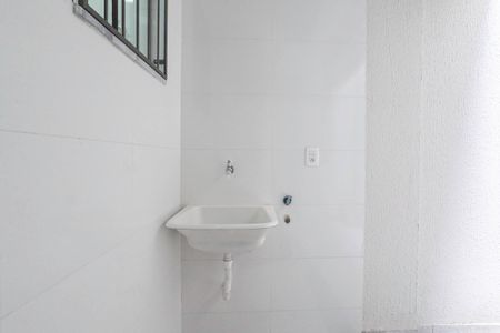 Casa para alugar com 80m², 2 quartos e 1 vagaÁrea de serviço