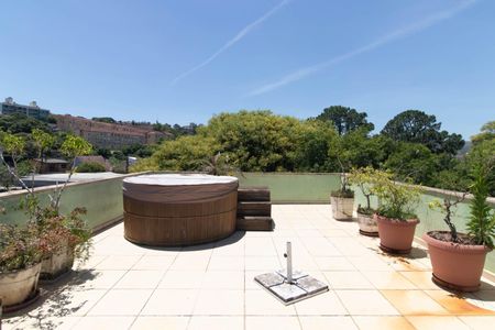 Apartamento à venda com 180m², 2 quartos e 2 vagasTerraço