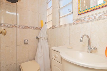 Apartamento à venda com 180m², 2 quartos e 2 vagasLavabo