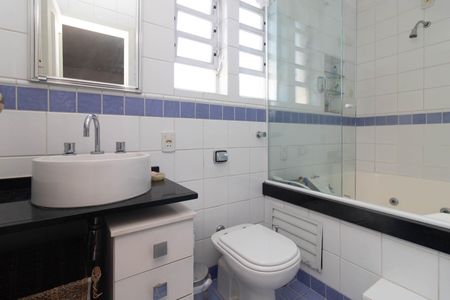 Apartamento à venda com 180m², 2 quartos e 2 vagasBanheiro