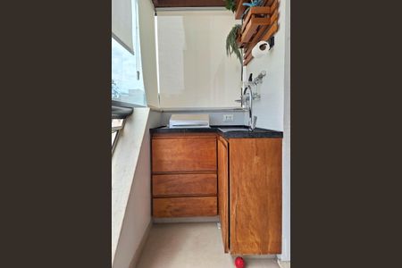 Apartamento à venda com 77m², 2 quartos e 1 vaga Apartamento à venda com 77m², 2 quartos e 1 vagaVaranda da Sala