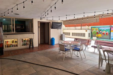 Apartamento à venda com 77m², 2 quartos e 1 vaga Apartamento à venda com 77m², 2 quartos e 1 vagaÁrea comum