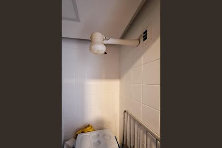 Apartamento à venda com 77m², 2 quartos e 1 vaga Apartamento à venda com 77m², 2 quartos e 1 vagaBanheiro de serviço