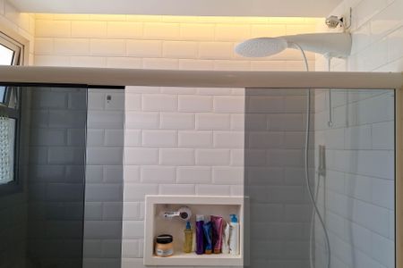 Apartamento à venda com 77m², 2 quartos e 1 vaga Apartamento à venda com 77m², 2 quartos e 1 vagaBanheiro da Suíte 1