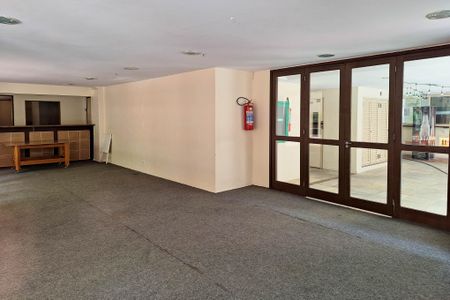 Apartamento à venda com 77m², 2 quartos e 1 vaga Apartamento à venda com 77m², 2 quartos e 1 vagaÁrea comum