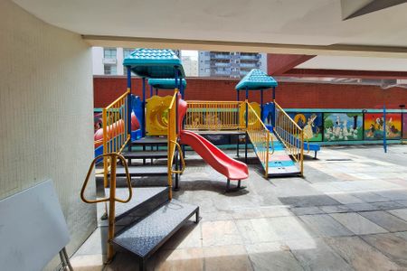 Apartamento à venda com 77m², 2 quartos e 1 vaga Apartamento à venda com 77m², 2 quartos e 1 vagaÁrea comum